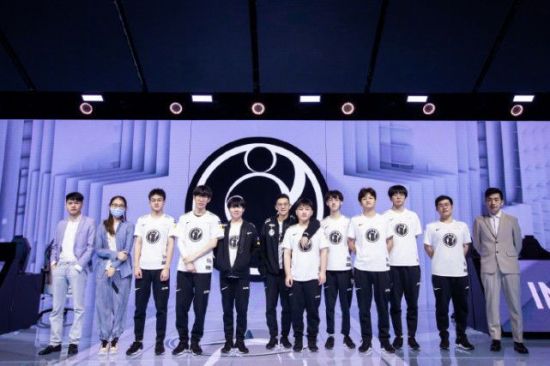 电竞产业持续增长 企业加大投资力度